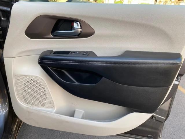 2021 Chrysler Voyager L