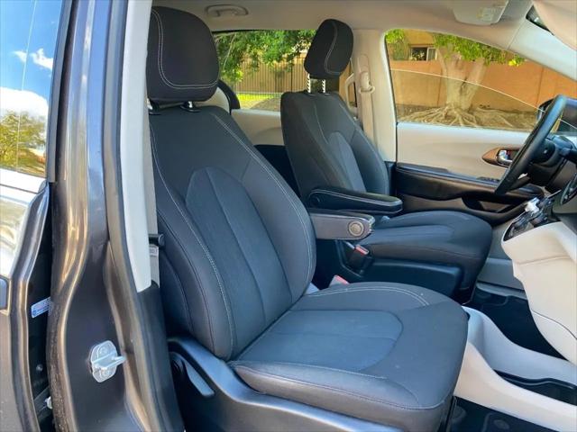 2021 Chrysler Voyager L