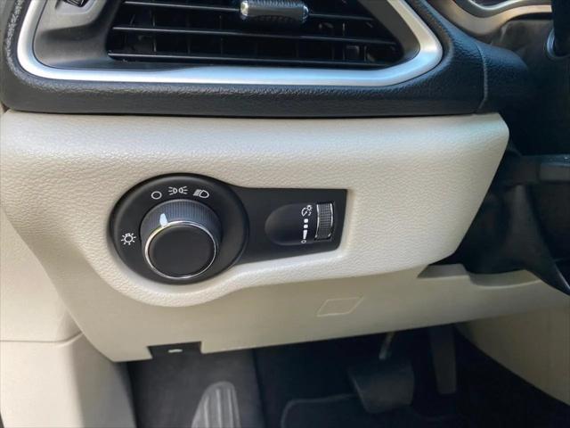 2021 Chrysler Voyager L