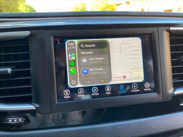 2021 Chrysler Voyager L