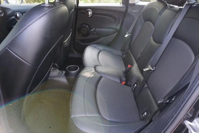2015 MINI Hardtop Cooper