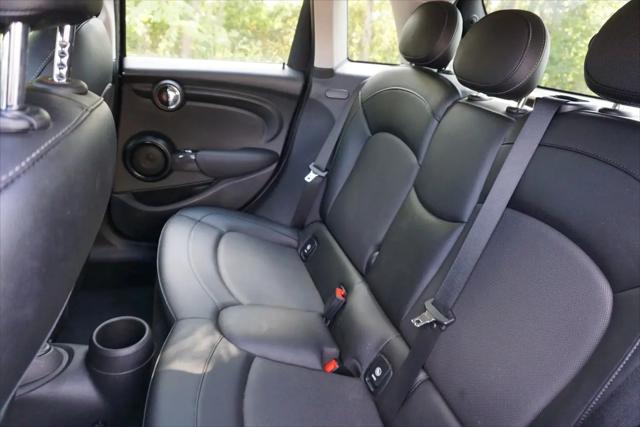 2015 MINI Hardtop Cooper
