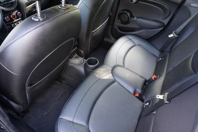 2015 MINI Hardtop Cooper