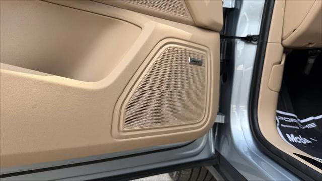 2026 Porsche Macan T