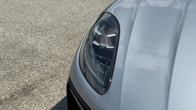 2026 Porsche Macan T