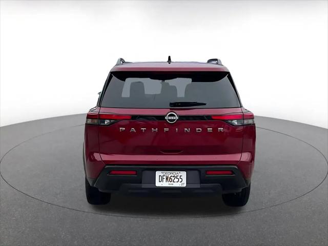 2026 Nissan Pathfinder SV