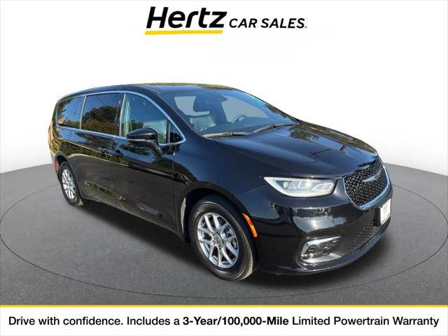 2025 Chrysler Pacifica Select for sale in Sacramento, CA