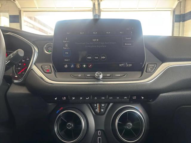 2025 Chevrolet Blazer FWD 2LT