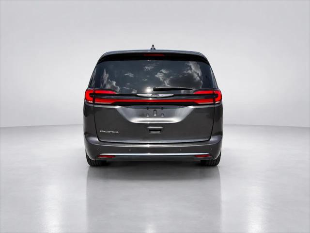 2023 Chrysler Pacifica Touring