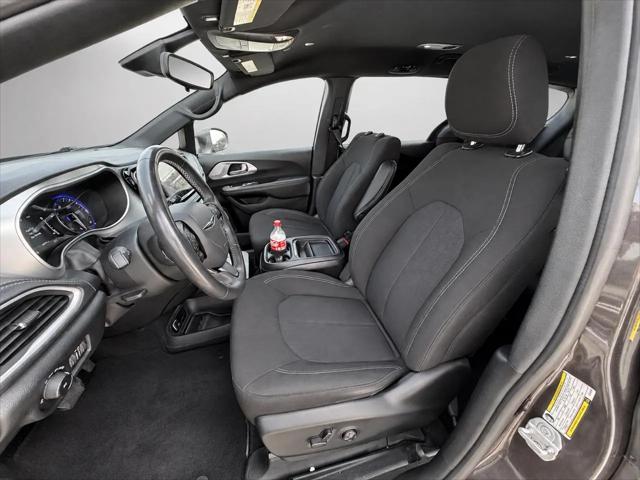 2023 Chrysler Pacifica Touring