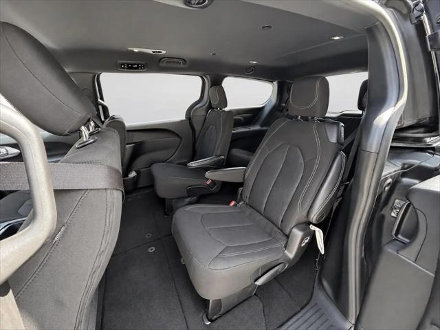 2023 Chrysler Pacifica Touring