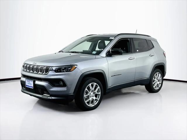 2023 Jeep Compass Latitude Lux FWD for sale in Edgemont, PA