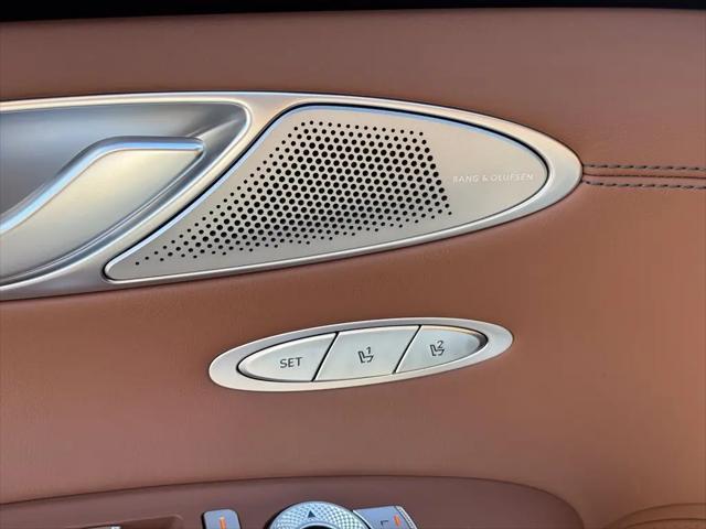 2027 Genesis GV70 2.5T Advanced