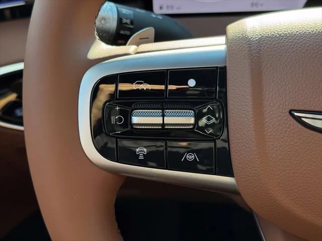 2027 Genesis GV70 2.5T Advanced