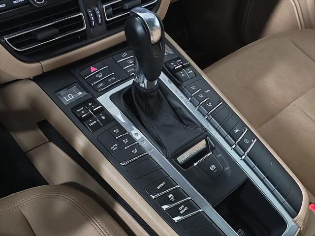 2019 Porsche Macan Macan