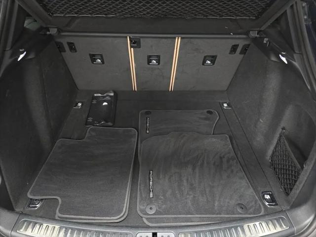 2019 Porsche Macan Macan