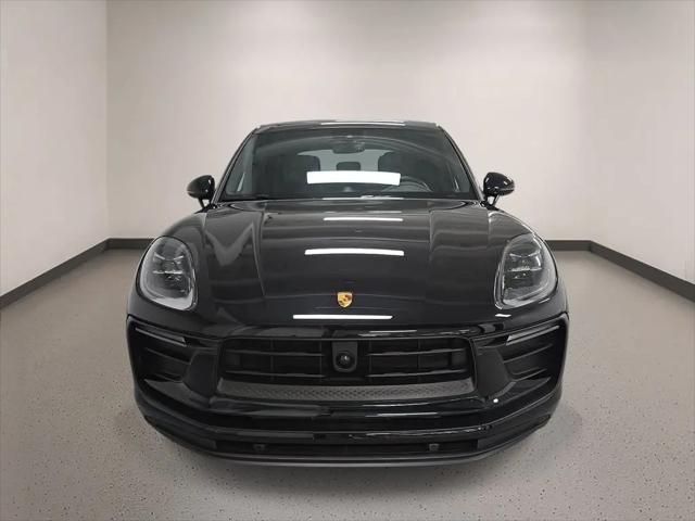 2023 Porsche Macan Macan
