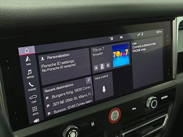 2023 Porsche Macan Macan