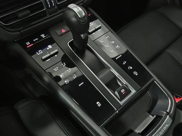 2023 Porsche Macan Macan