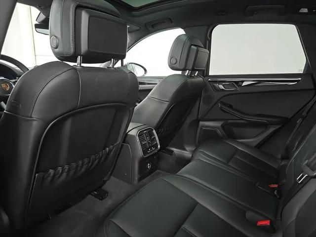 2023 Porsche Macan Macan