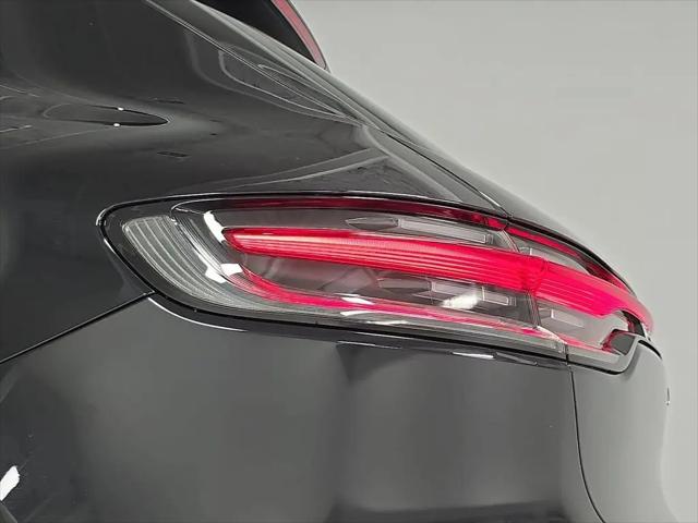2023 Porsche Macan Macan