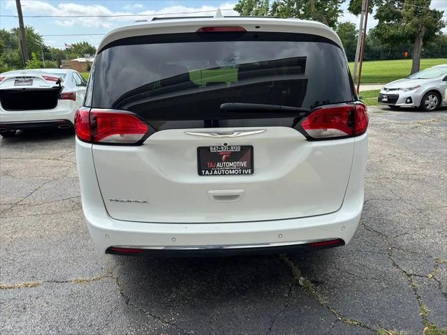2017 Chrysler Pacifica Touring-L
