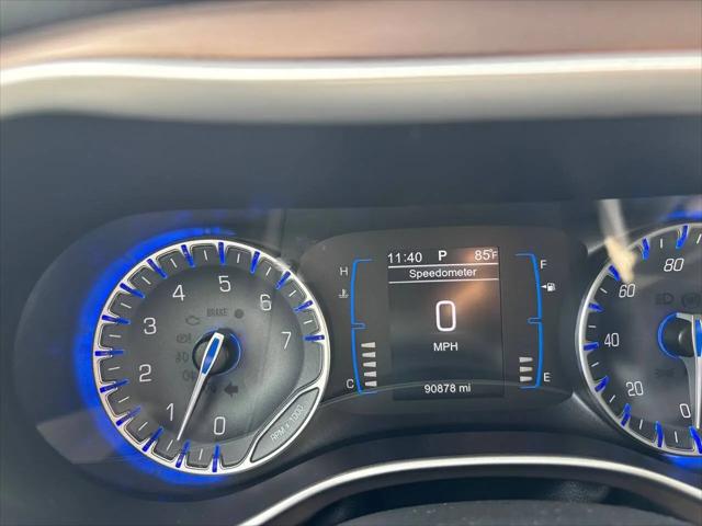 2017 Chrysler Pacifica Touring-L