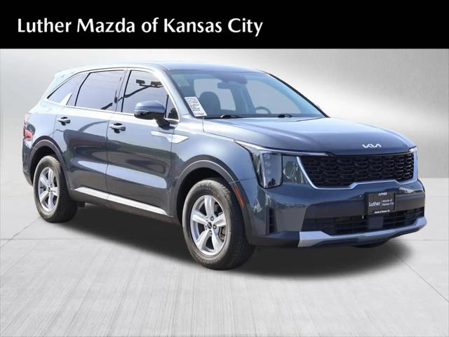 2024 Kia Sorento LX for sale in Kansas City, MO