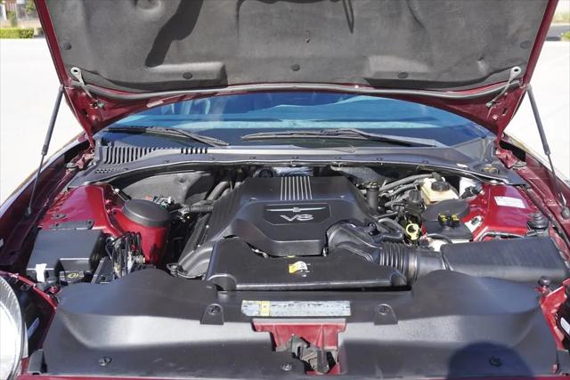 2004 Ford Thunderbird Deluxe