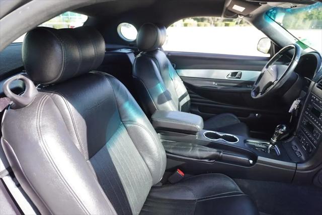 2004 Ford Thunderbird Deluxe