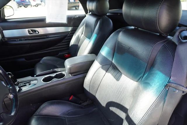 2004 Ford Thunderbird Deluxe