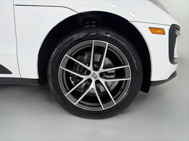 2026 Porsche Macan T