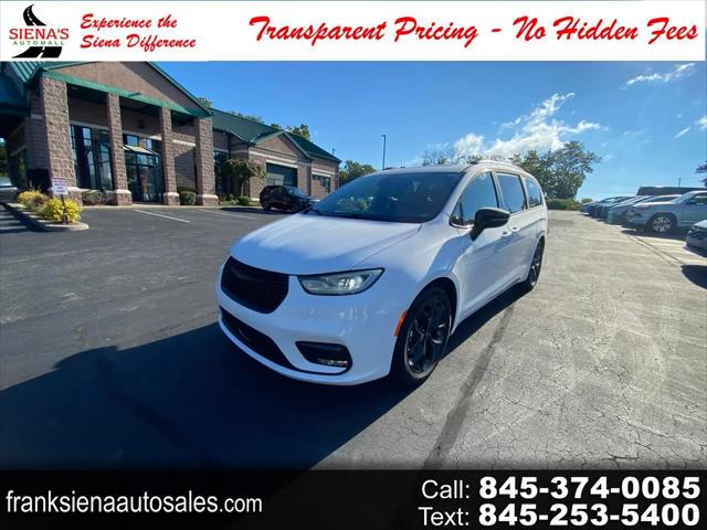 2025 Chrysler Pacifica Limited for sale in New Hampton, NY