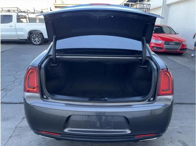 2019 Chrysler 300 300S AWD