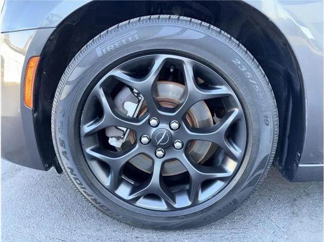 2019 Chrysler 300 300S AWD