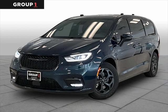 2022 Chrysler Pacifica Hybrid Touring L for sale in Houston, TX