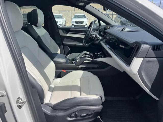 2024 Porsche Cayenne Cayenne
