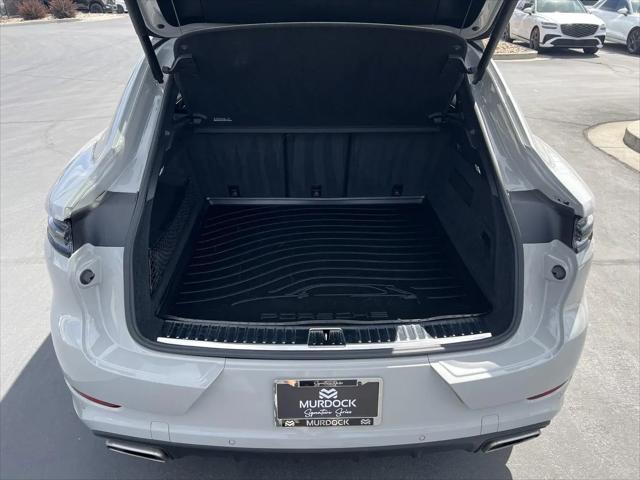 2024 Porsche Cayenne Cayenne