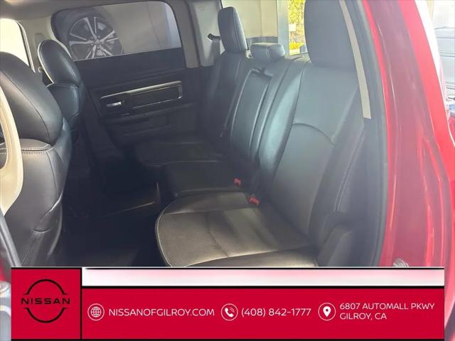 2017 Ram 1500 Night Crew Cab 4x4 57 Box