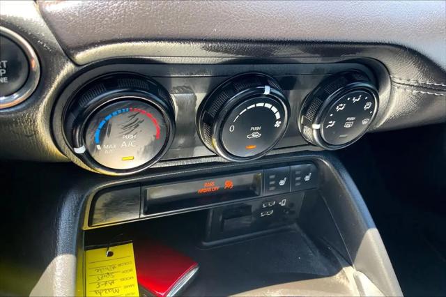 2021 Mazda MX-5 Club