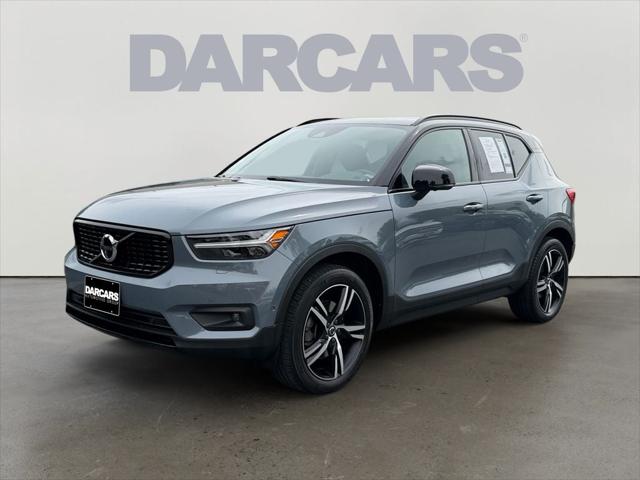 2022 Volvo XC40 T5 R-Design 2022 Volvo XC40 T5 R-Design