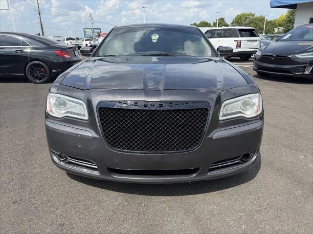 2013 Chrysler 300 Luxury Series
