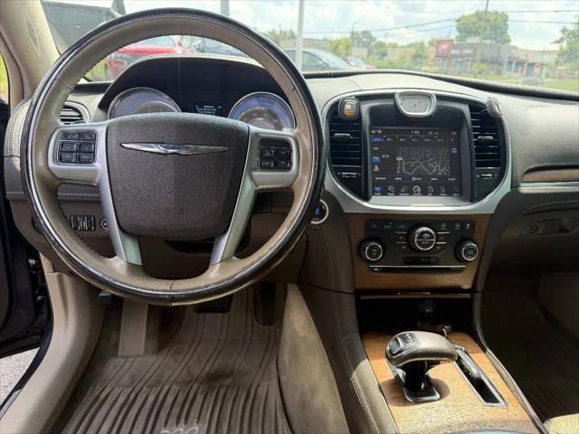 2013 Chrysler 300 Luxury Series