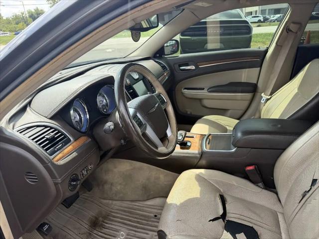 2013 Chrysler 300 Luxury Series