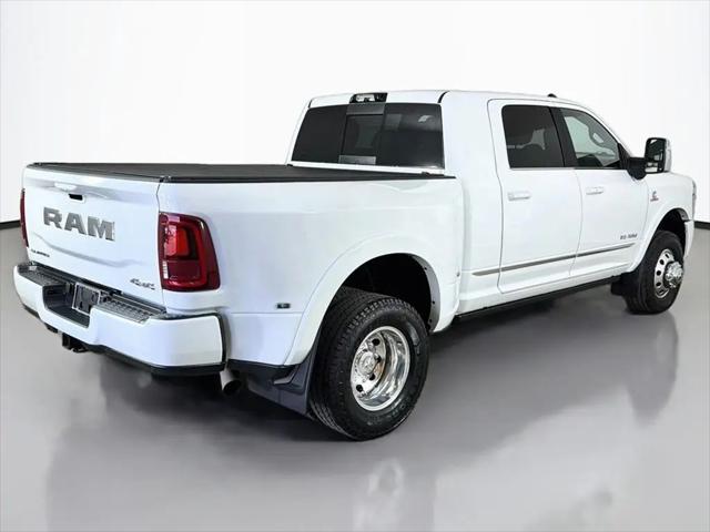 2025 Ram 3500 Limited Mega Cab 4x4 64 Box