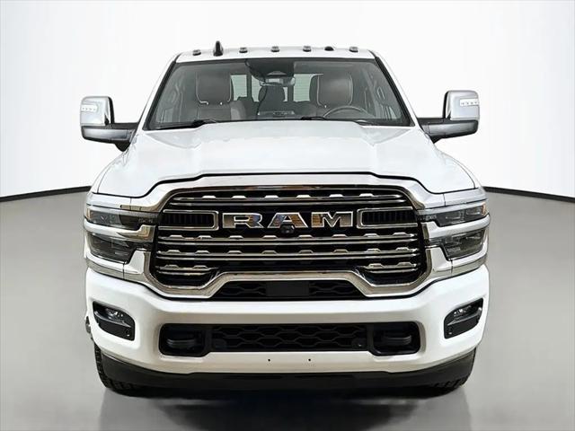 2025 Ram 3500 Limited Mega Cab 4x4 64 Box