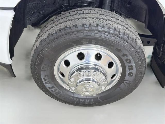 2025 Ram 3500 Limited Mega Cab 4x4 64 Box