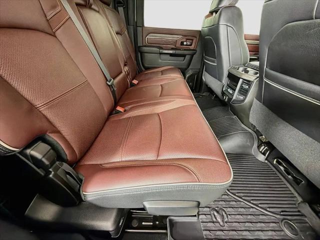 2025 Ram 3500 Limited Mega Cab 4x4 64 Box