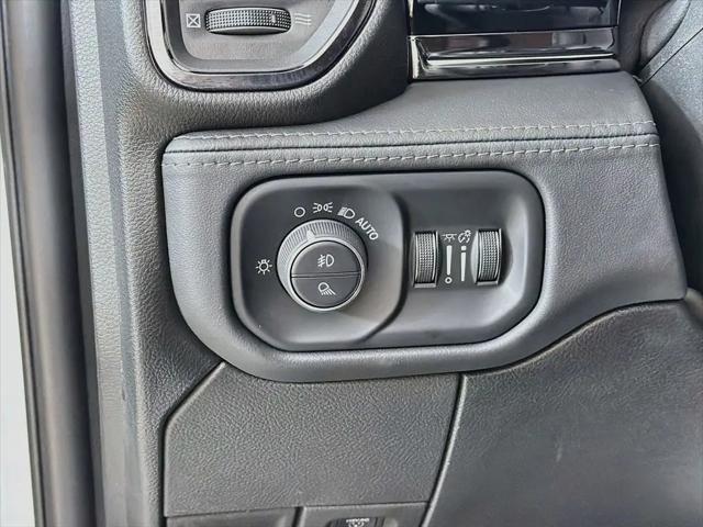 2025 Ram 3500 Limited Mega Cab 4x4 64 Box