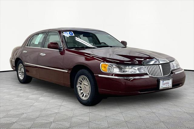 2000 Lincoln Town Car Cartier